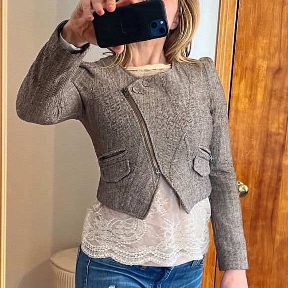 Asymmetrical zip crop Herringbone Tweed jacket - Picture 1 of 9